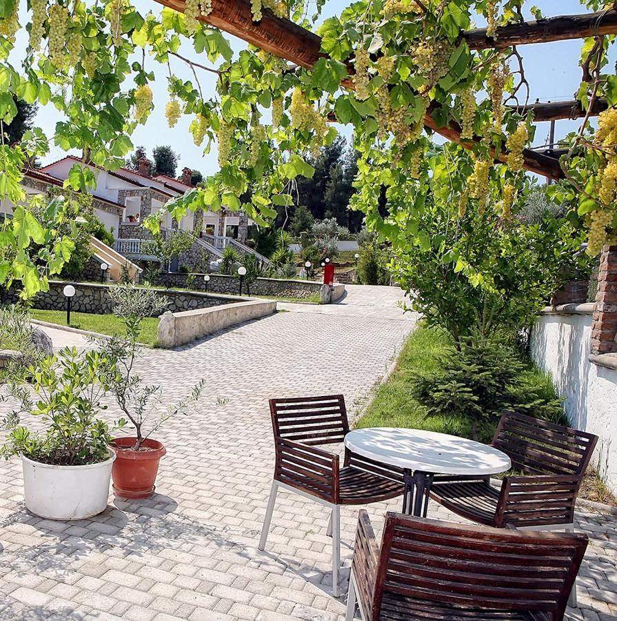 باليوري Chrouso Apartments المظهر الخارجي الصورة