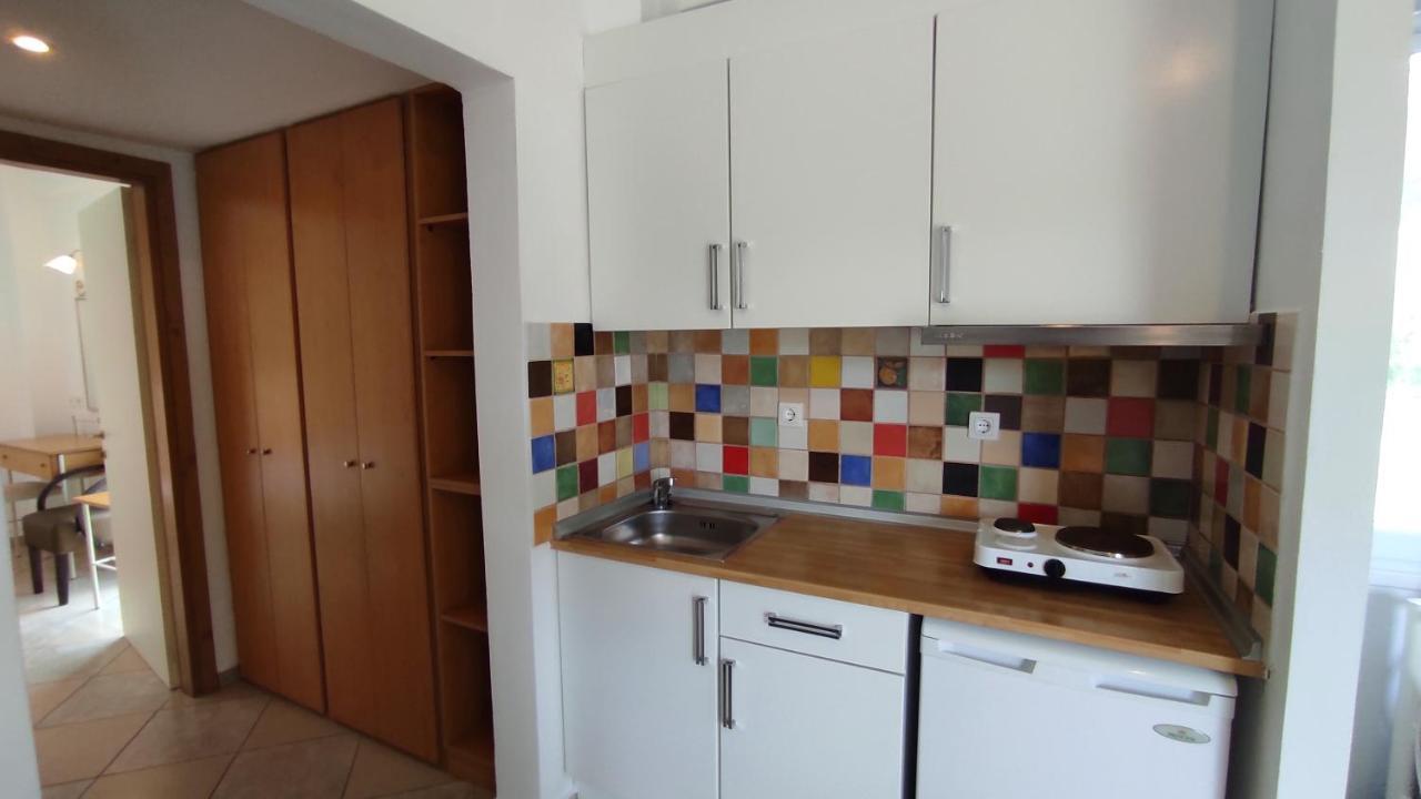 باليوري Chrouso Apartments المظهر الخارجي الصورة