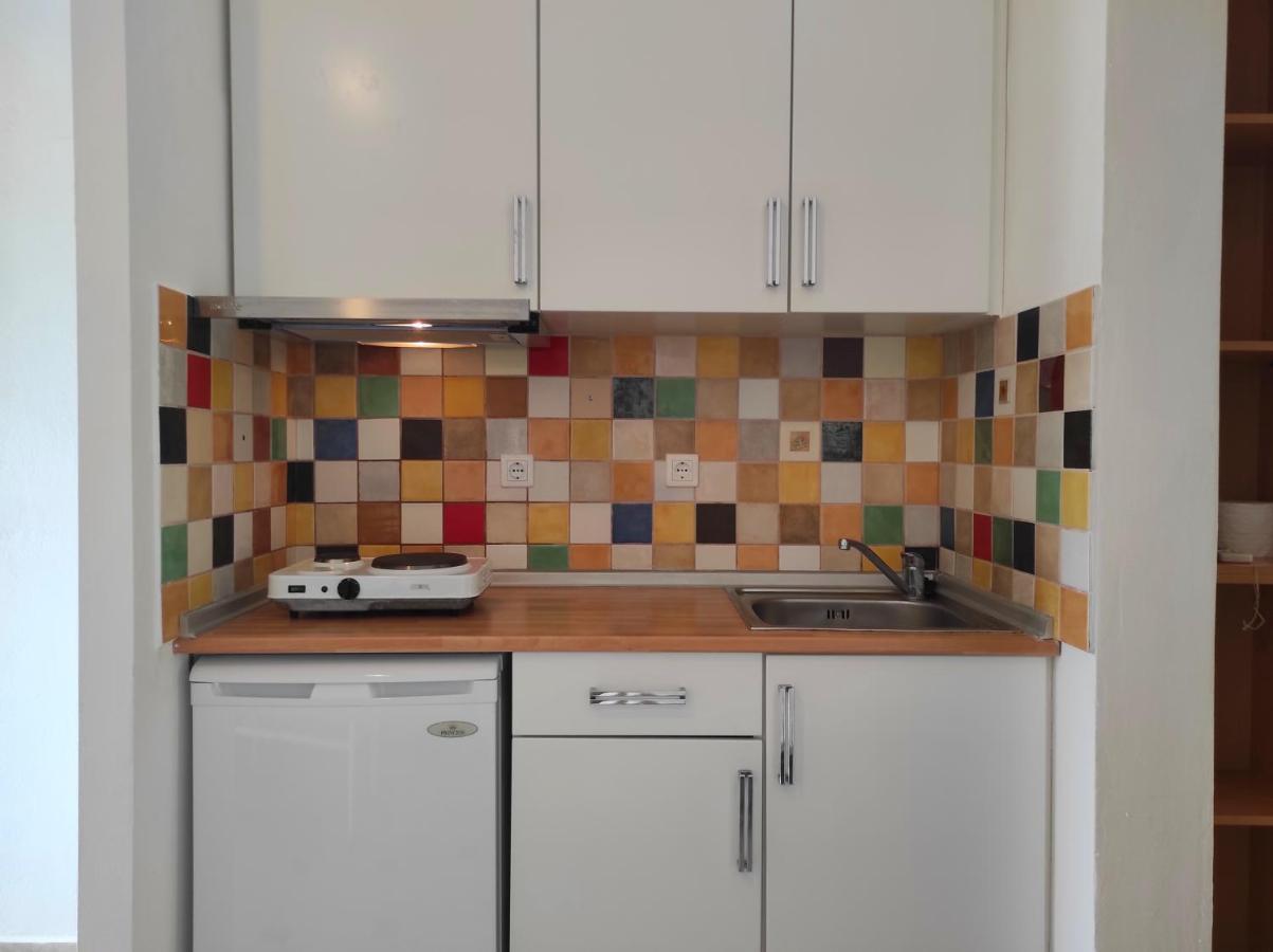 باليوري Chrouso Apartments المظهر الخارجي الصورة